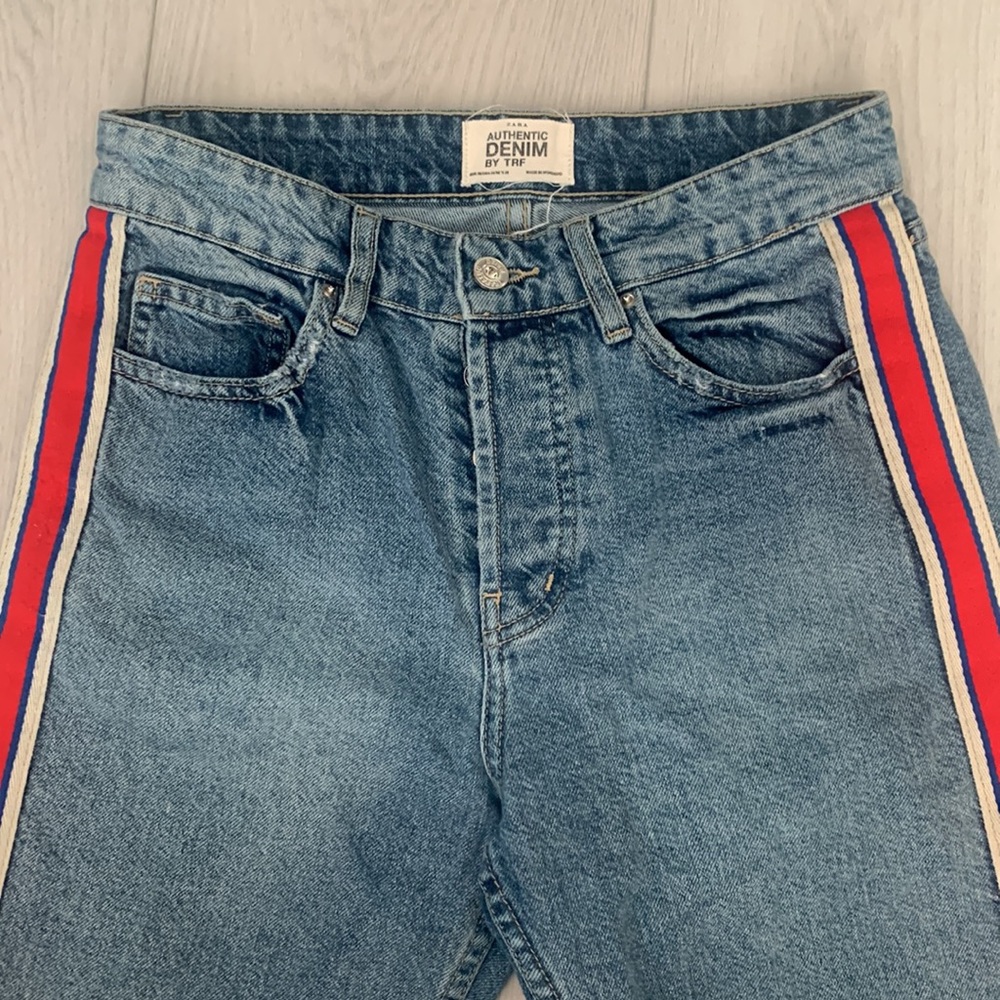 Zara Jeans w Side Stripe & Abraded Hem